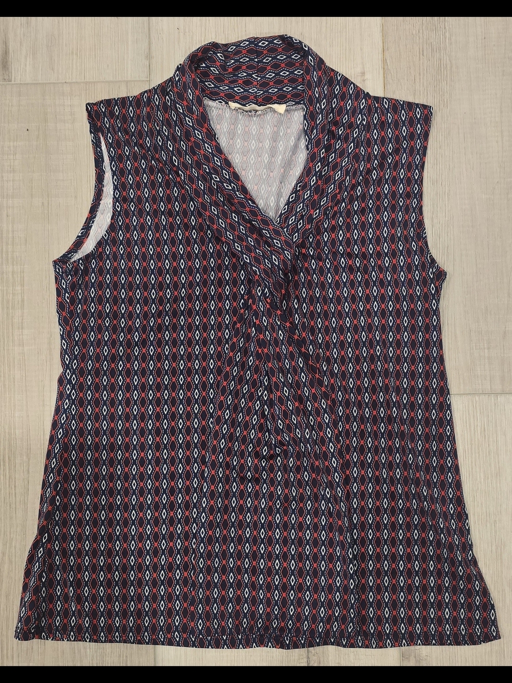 Tiffany &Grey Sleeveless Navy Red Geometric Tie-Neck Blouse Small Petite
